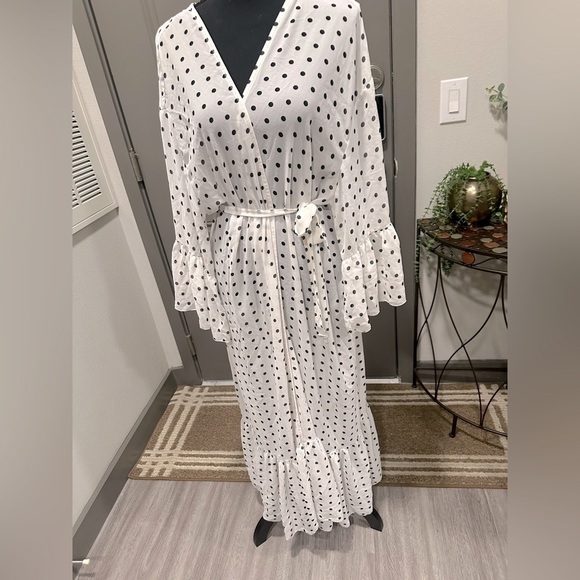 Women’s polka dots dress - Picture 2 of 7